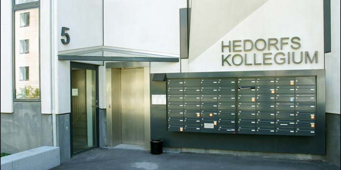 Hedorfs Kollegium hovedindgang (foto: Andreas Trier Mørch, arkitekturbilleder.dk)
